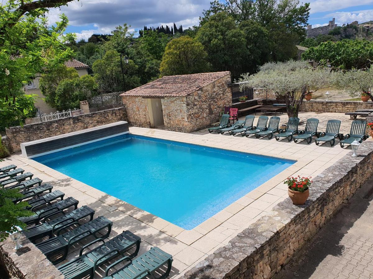 Logis Hotel Restaurant L'Escarbille Saint-Martin-dʼArdèche Bagian luar foto