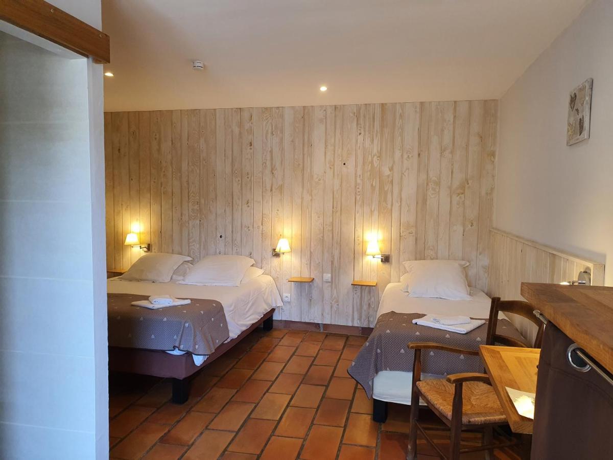 Logis Hotel Restaurant L'Escarbille Saint-Martin-dʼArdèche Bagian luar foto